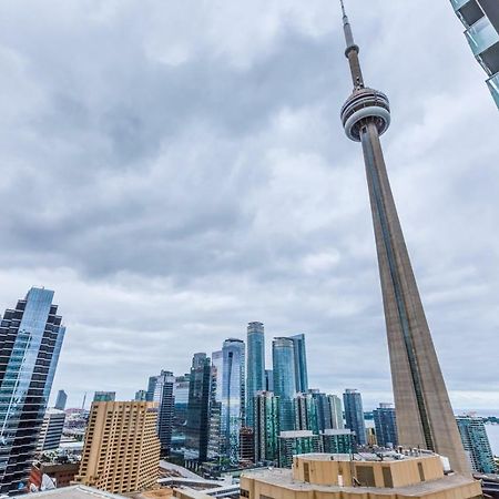 Chol Furnished Suites Heart Of Downtown Toronto, 2 Beds, Free Parking, Cn Tower View ภายนอก รูปภาพ
