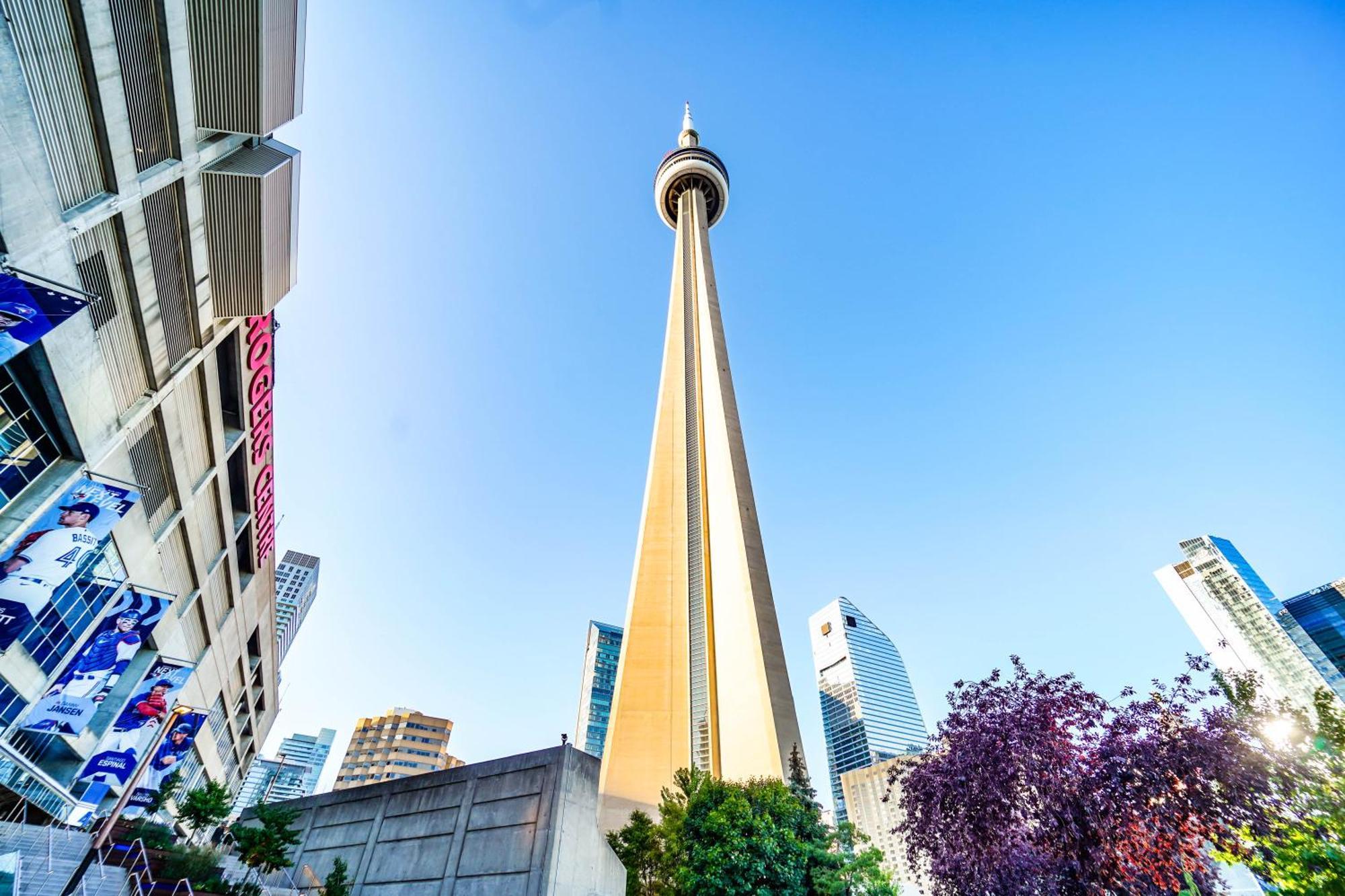 Chol Furnished Suites Heart Of Downtown Toronto, 2 Beds, Free Parking, Cn Tower View ภายนอก รูปภาพ