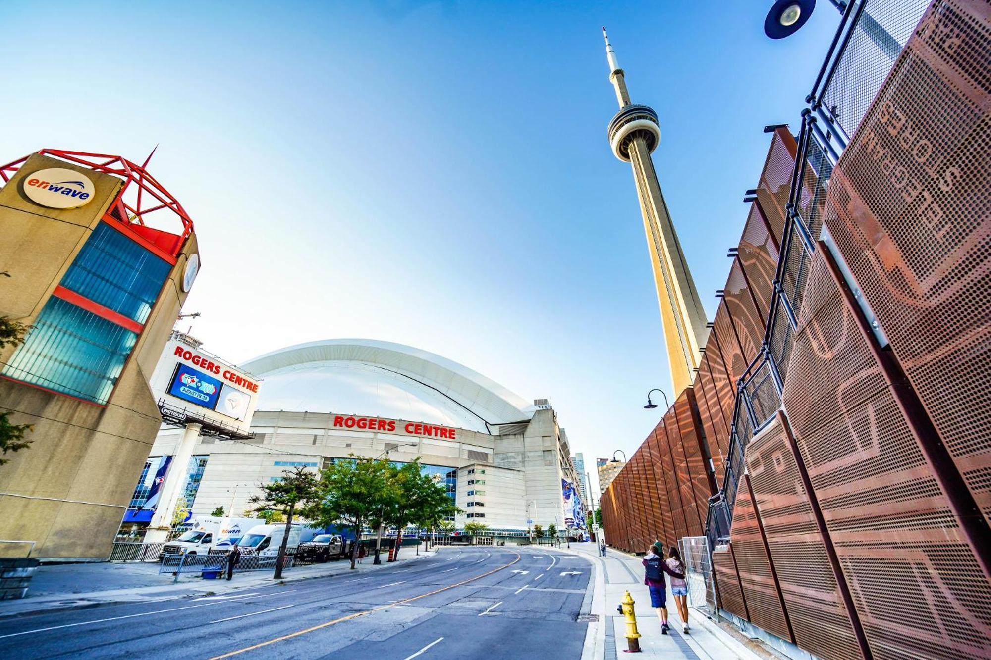 Chol Furnished Suites Heart Of Downtown Toronto, 2 Beds, Free Parking, Cn Tower View ภายนอก รูปภาพ