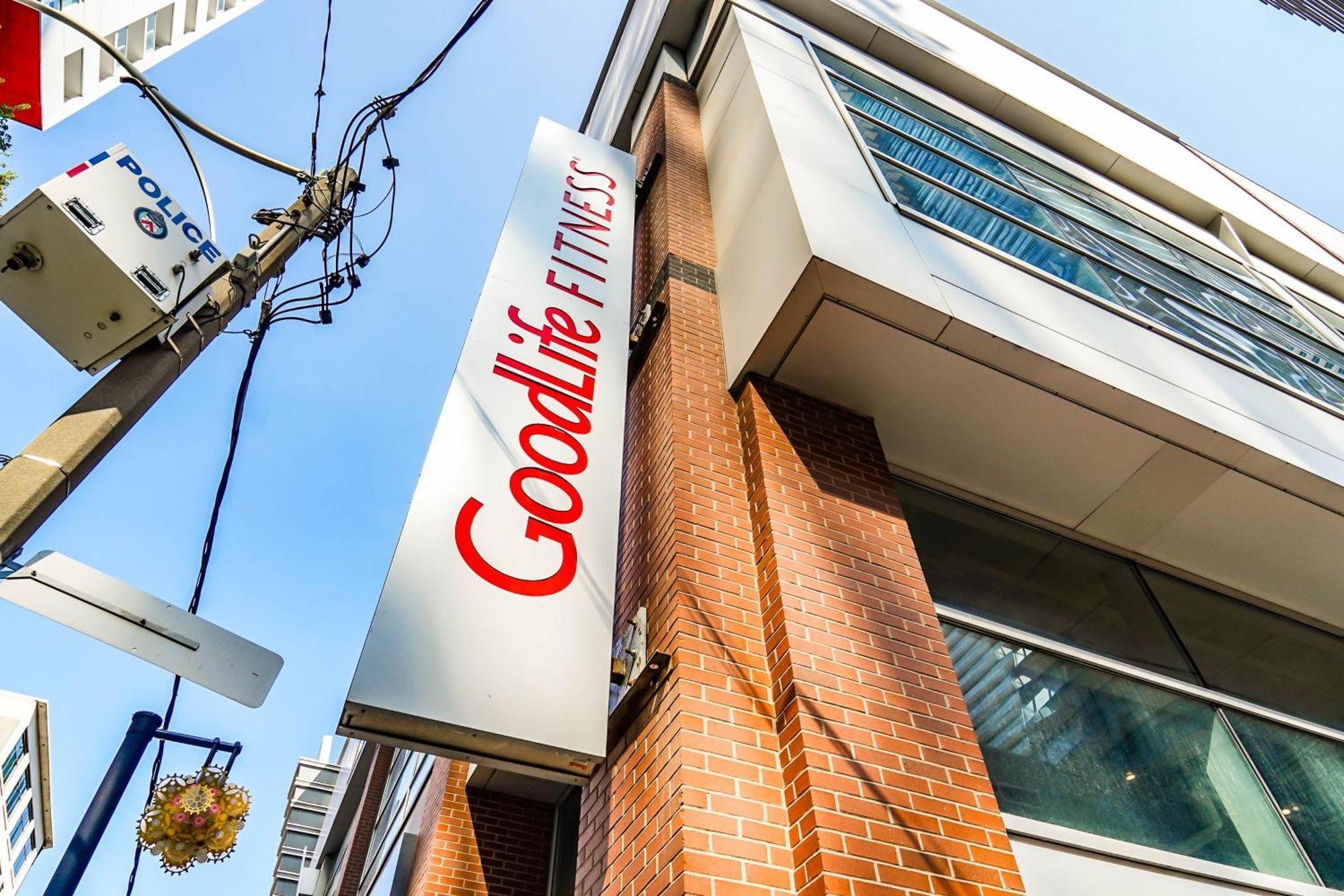 Chol Furnished Suites Heart Of Downtown Toronto, 2 Beds, Free Parking, Cn Tower View ภายนอก รูปภาพ