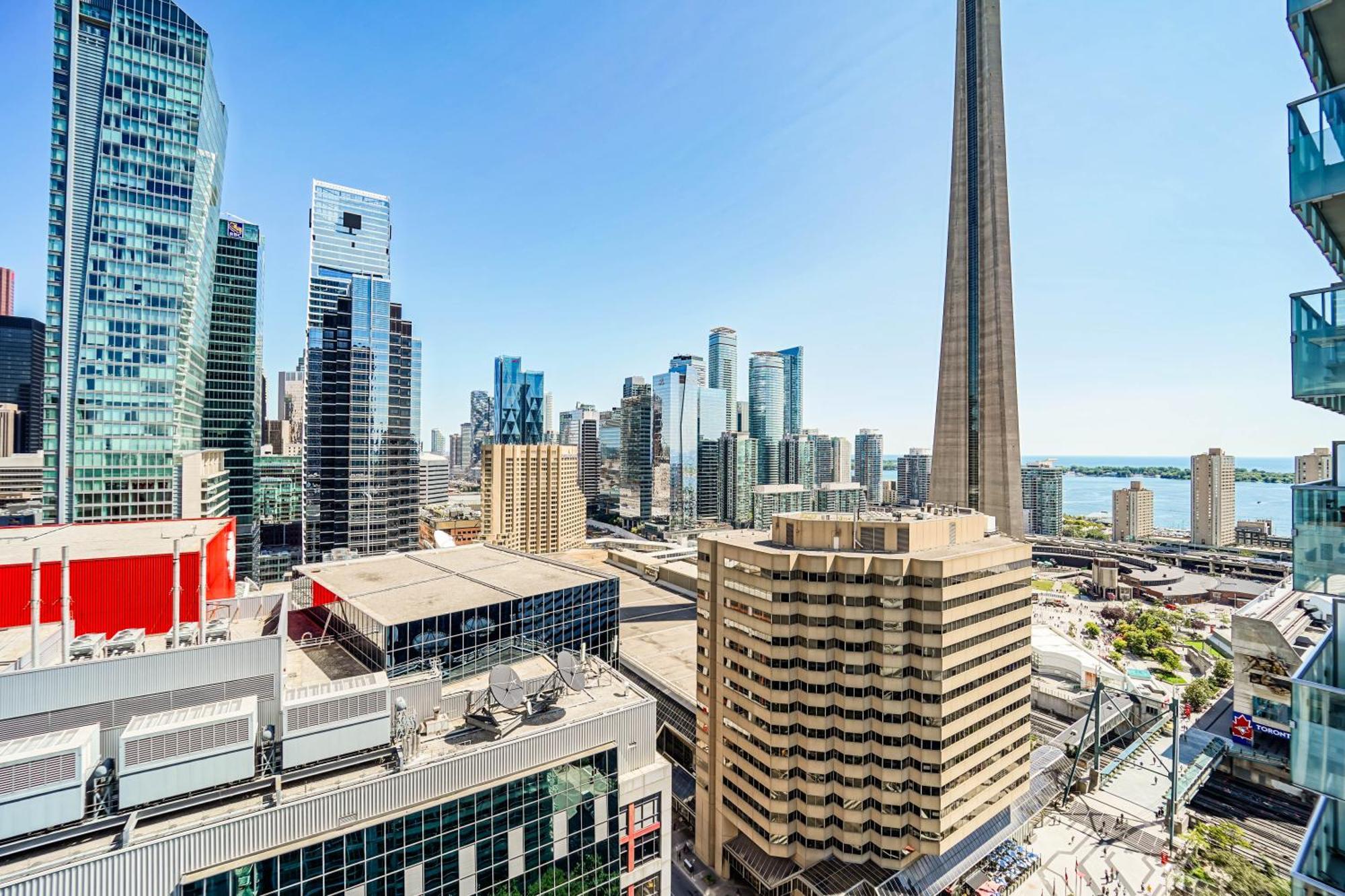 Chol Furnished Suites Heart Of Downtown Toronto, 2 Beds, Free Parking, Cn Tower View ภายนอก รูปภาพ